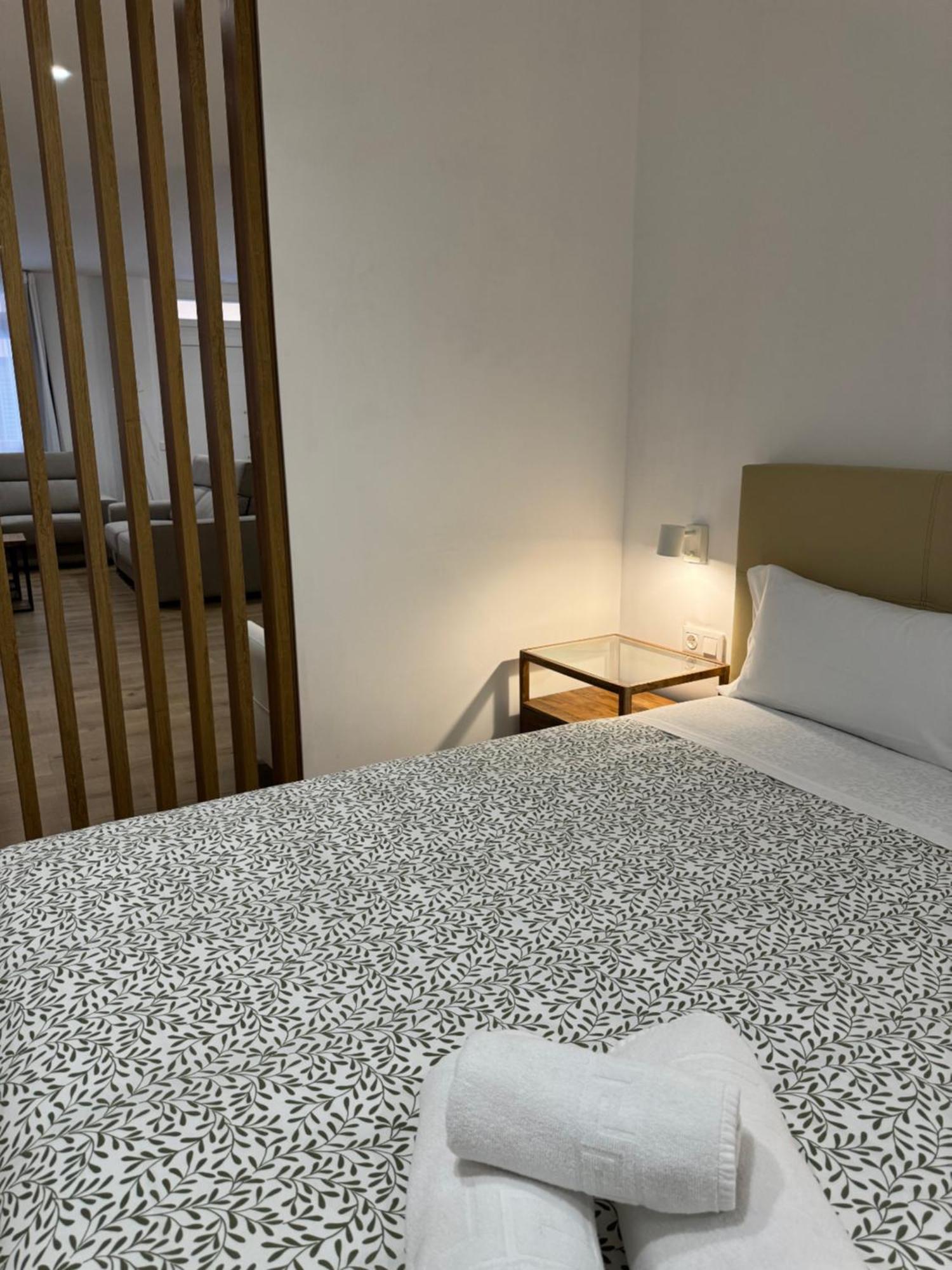 Alderete Suites Malaga Exterior photo